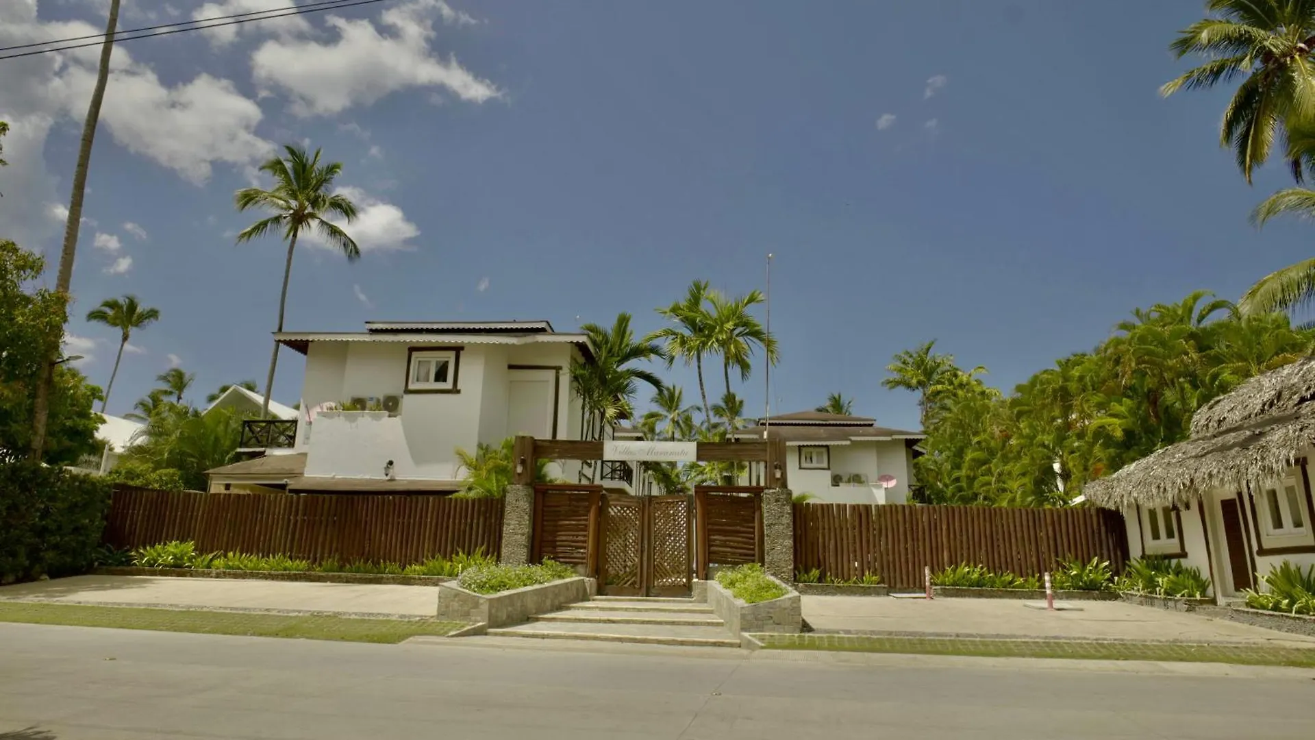 Villas Maranata Complex 5 Villas 3Brd Frontbeach 拉斯特拉纳斯